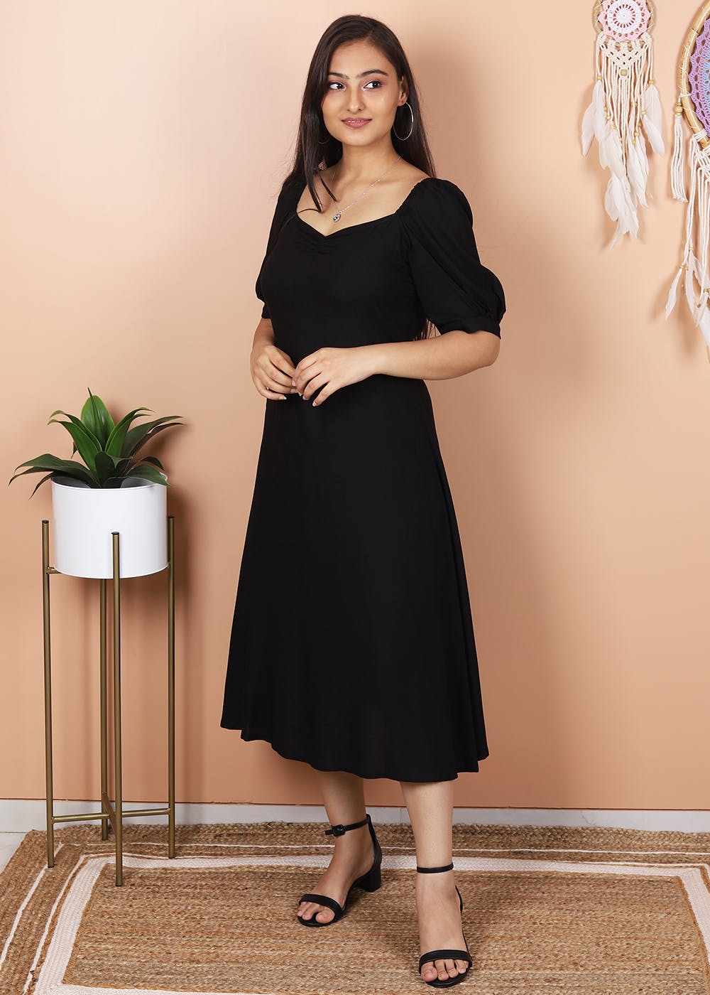 Get Solid Sweetheart Neck A-Line Dress at ₹ 1600 | LBB Shop