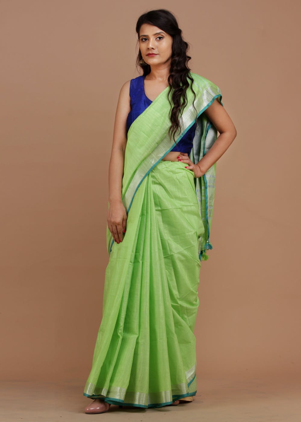 Contrast Trim & Tassel Detail Solid Cotton Linen Saree - Green