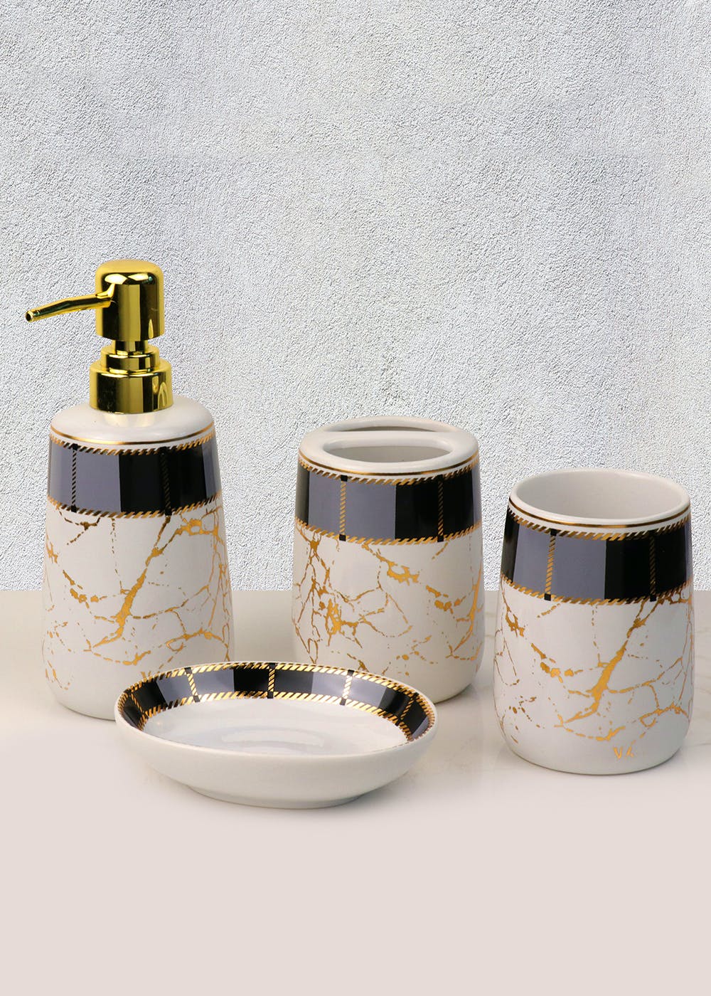 Get Ceramic Marble Design Bathroom Set at ₹ 1899 | LBB Shop