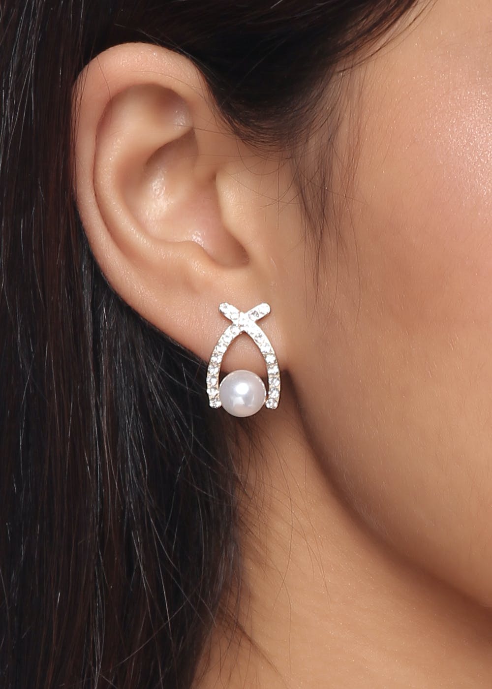 Pearl Detail Clear Stone Geometric Earrings