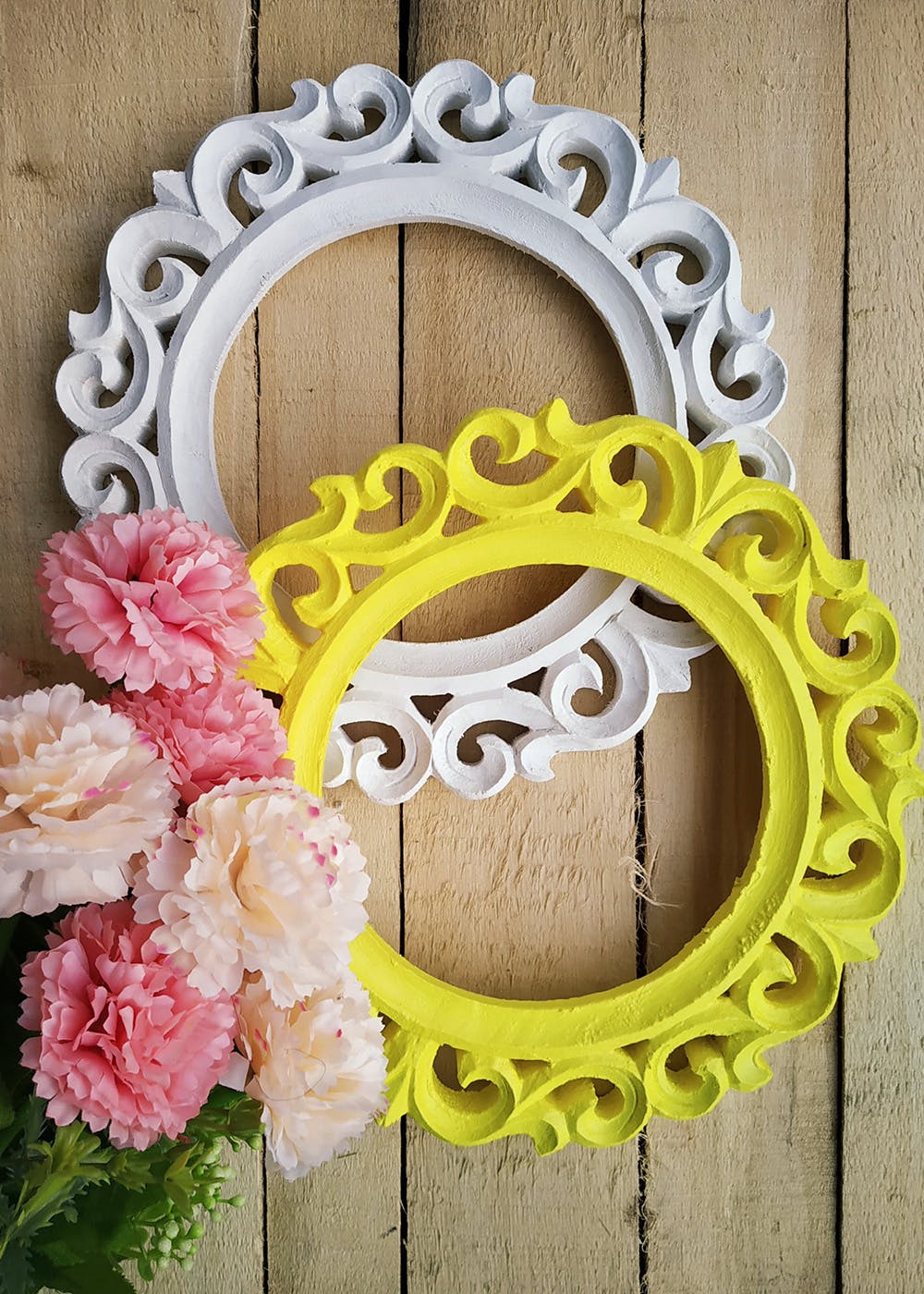 get-white-and-yellow-round-wall-decor-frames-set-of-2-at-1799