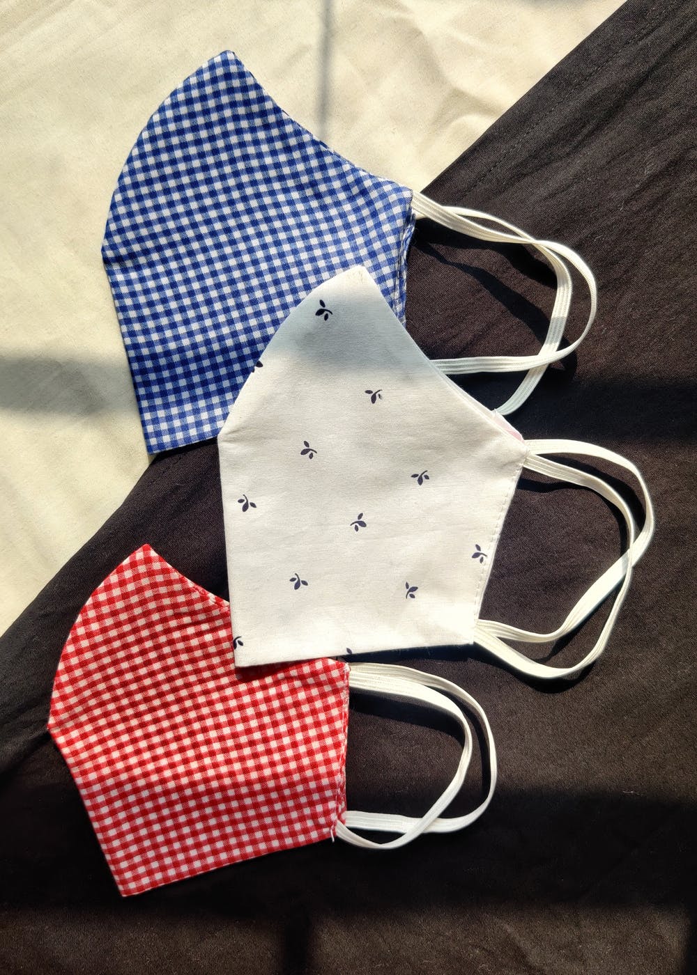 Get Pack of 3 Unisex Checked Reusable Cotton Fabric Masks at ₹ 360 LBB Shop
