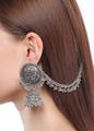 Hair,Ear,Fashion accessory,Jewellery,Hairstyle,Hair accessory,Neck,Headpiece,Body jewelry,Silver