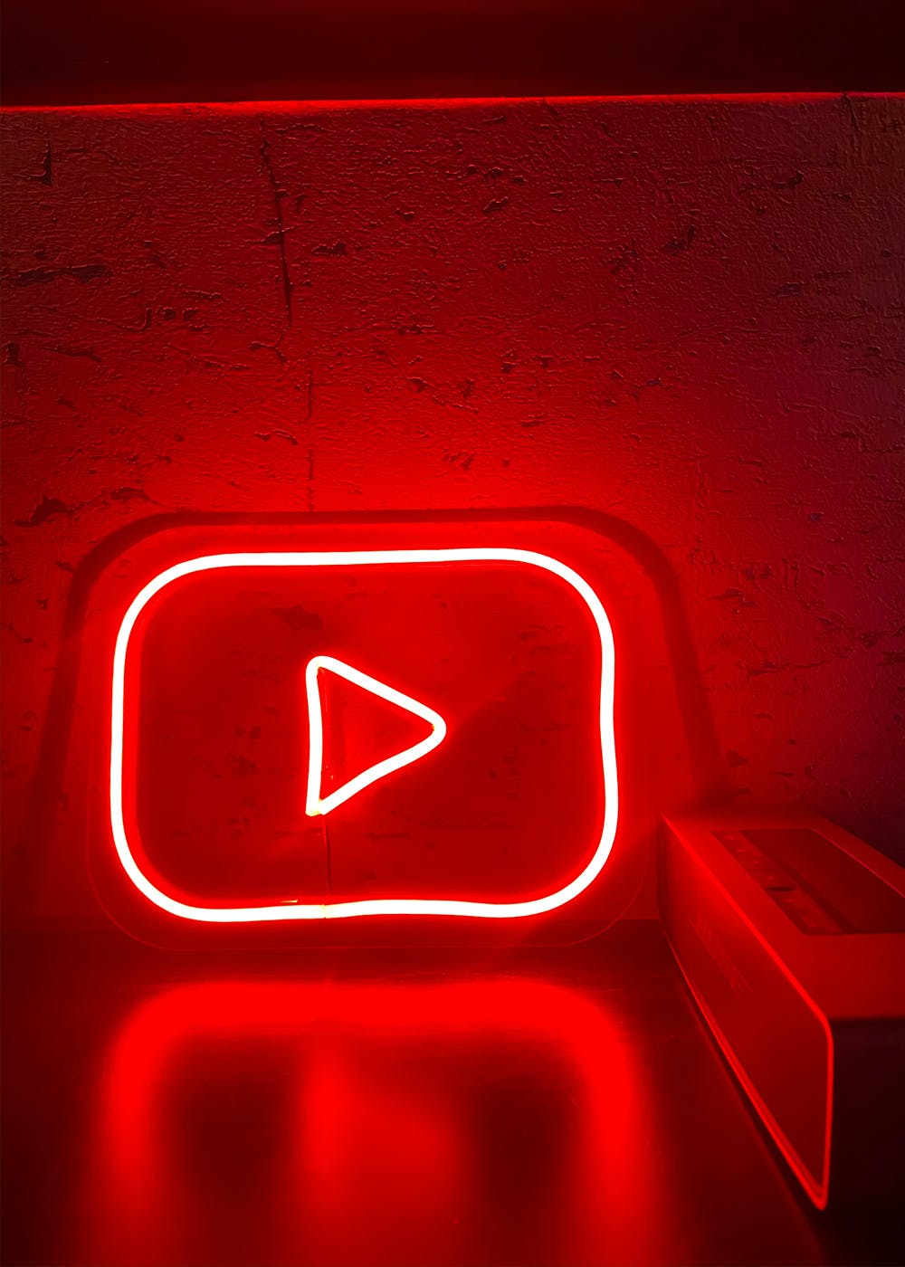 Logo YouTube - Néon LED - La Maison Du Neon