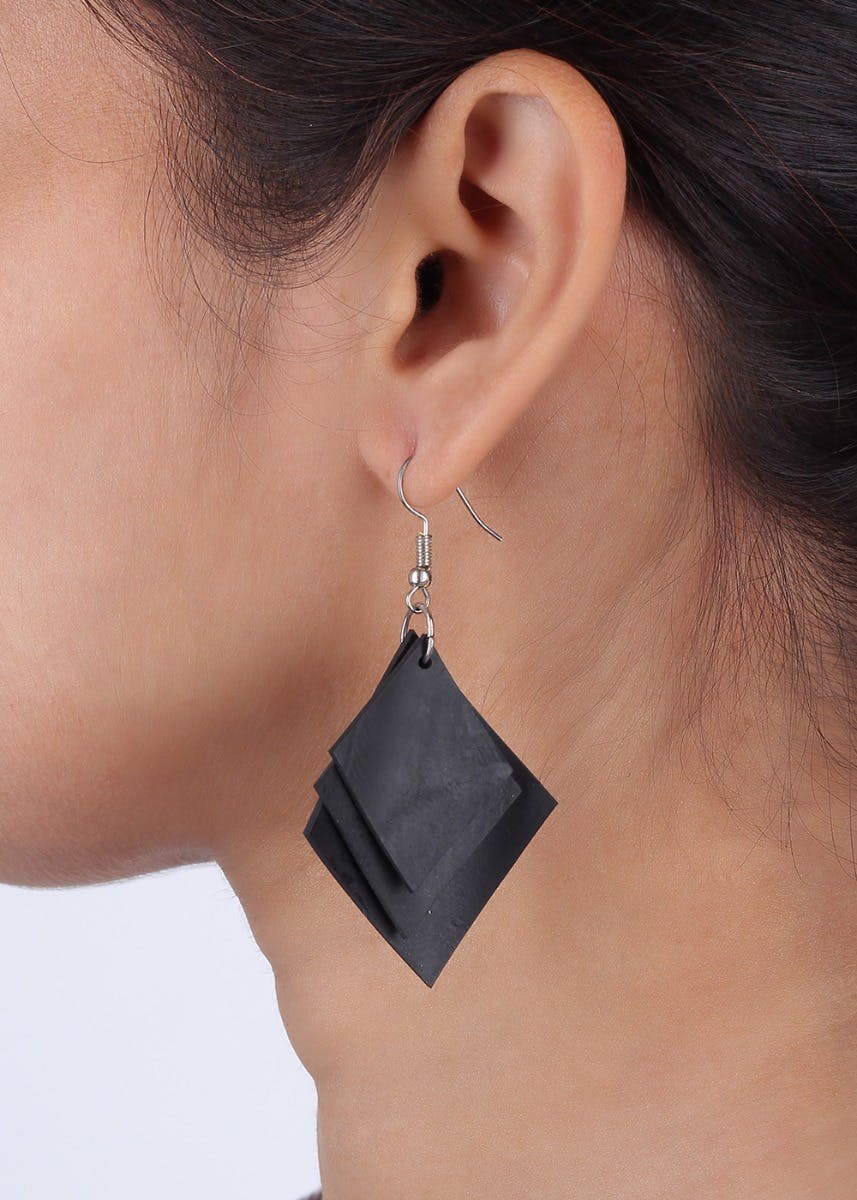 Get Handmade Rhombus Cut Out Drop Earrings At ₹ 118 Lbb Shop