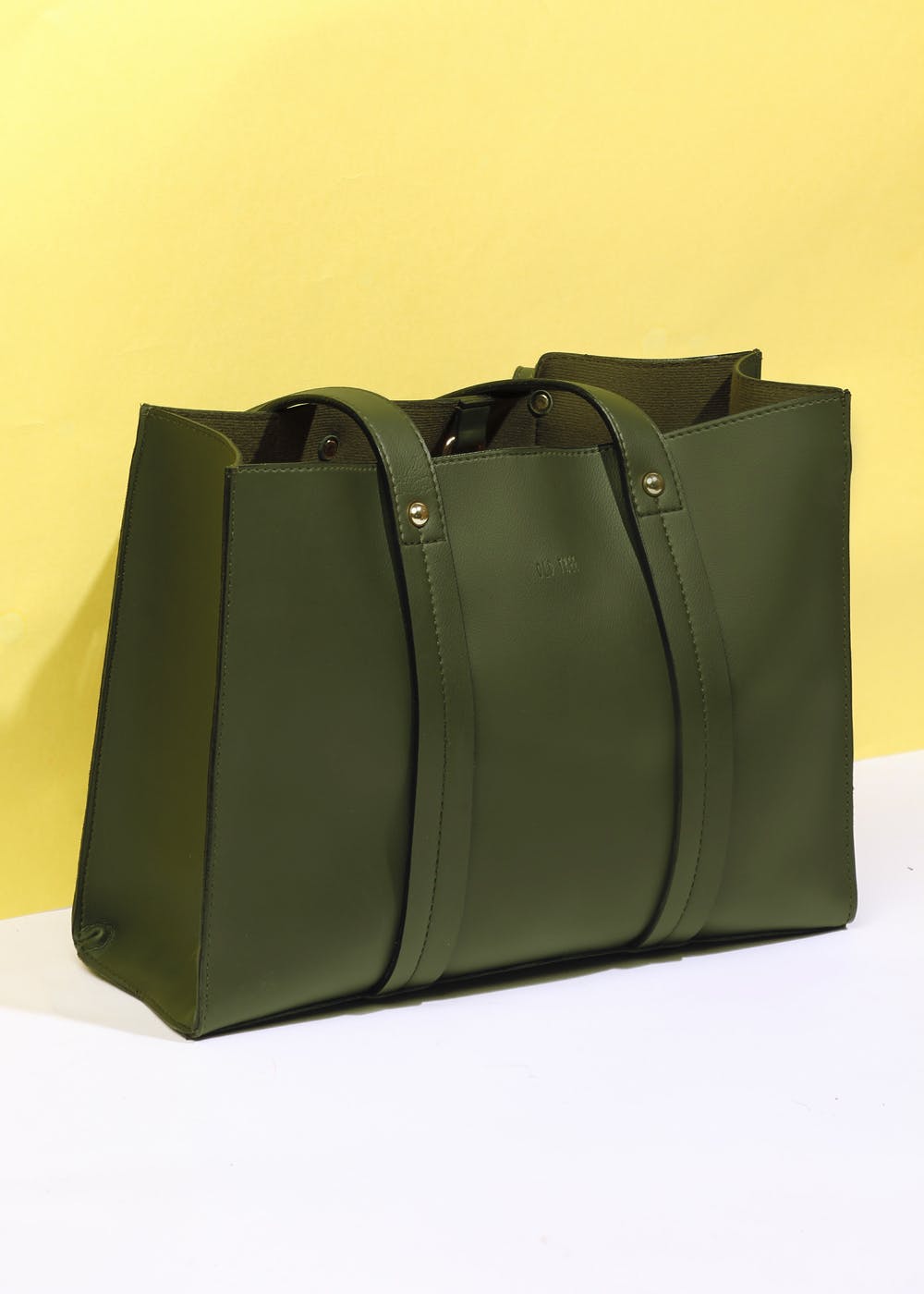 Royal Beast Unisex School Bag College Backpack Spacious Bag for Men Women  Students 35 Ltrs On Sale – 1007 - Vinstreet