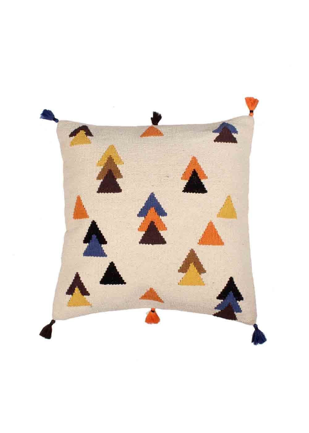 Pillow,Rectangle,Creative arts,Font,Triangle,Throw pillow,Pattern,Linens,Bedding,Art