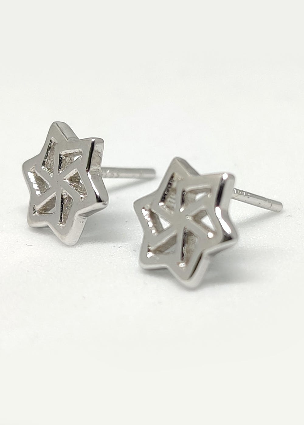 Get Silver Plated Star Windmill Earrings at ₹ 670 | LBB Shop