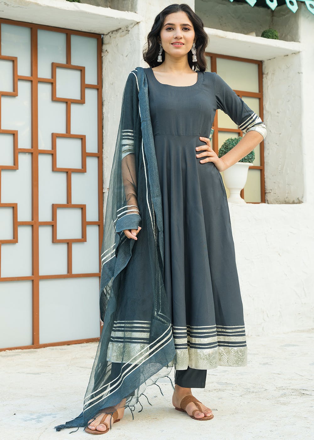 Kali wala frock outlet suit