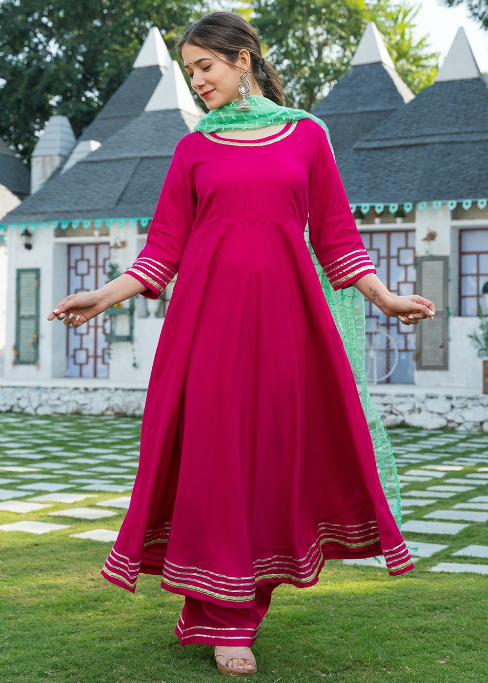 Get Pink Kurta with Lime Green Dupatta Set at ₹ 3599 | LBB Shop