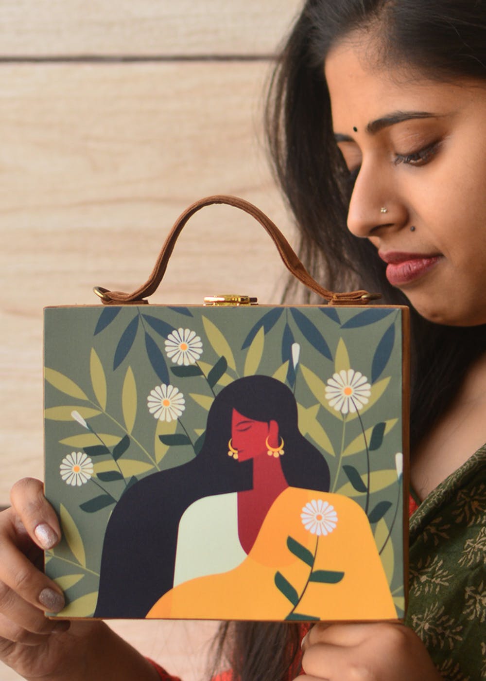 Artklim Women's Mughal Print Clutch (Multicolor) : : Fashion