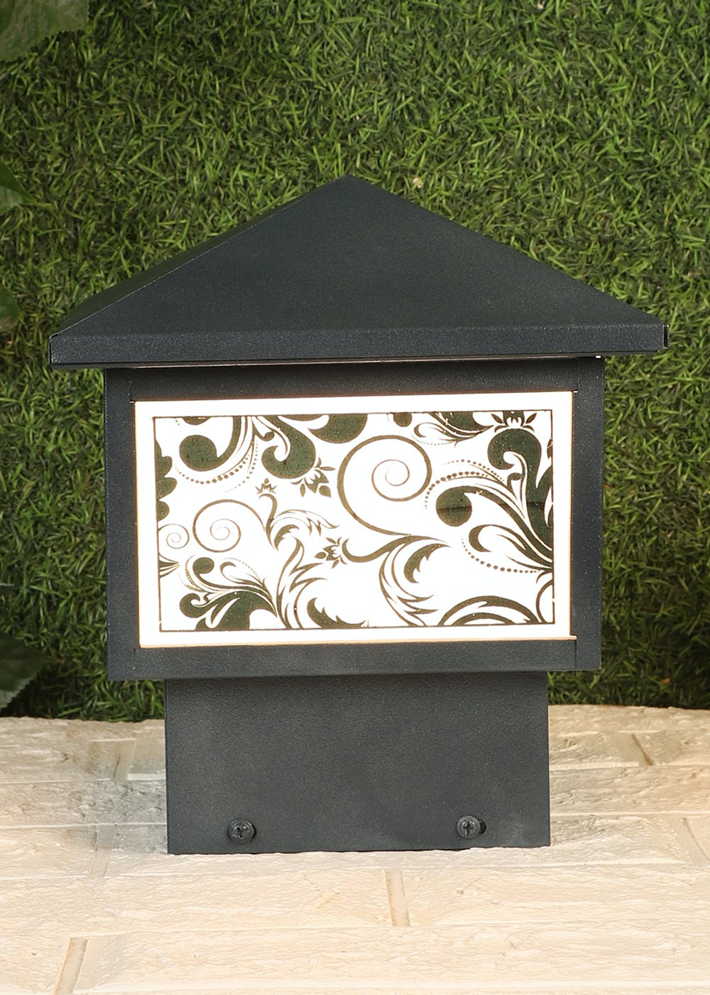 Get Spectral Grey Iron Gate Lights at ₹ 3054 LBB Shop