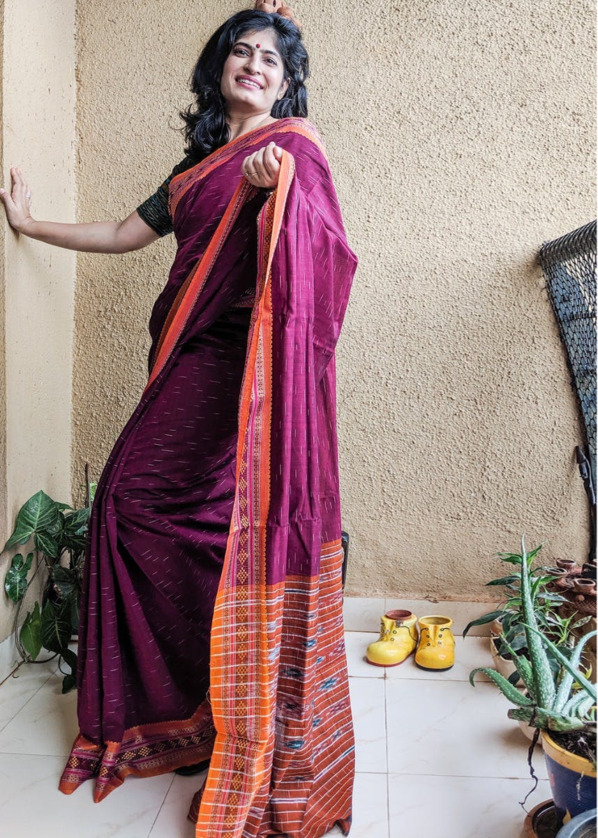 Get Handmade Ikat Cotton Saree at ₹ 1900 | LBB Shop