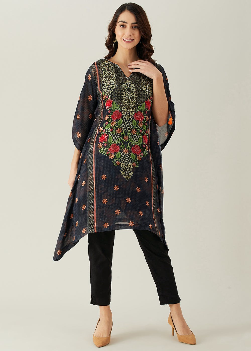 Get Rosella Black Hand Embellished Kaftan Kurta at ₹ 5500 | LBB Shop