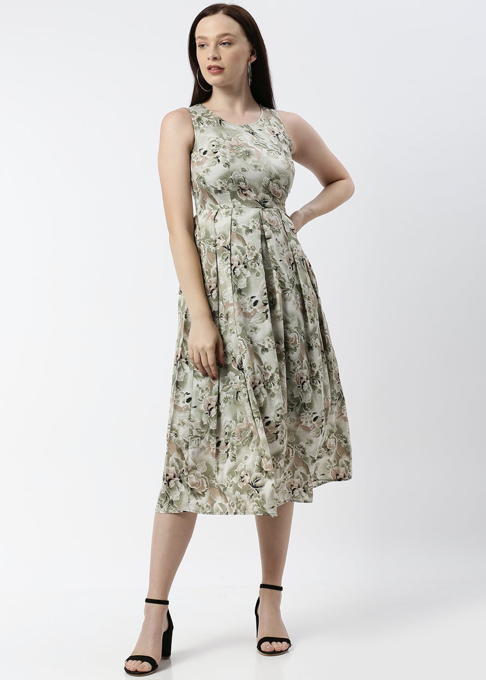 Get Green Floral Printed Pleated Dress at ₹ 1249 | LBB Shop