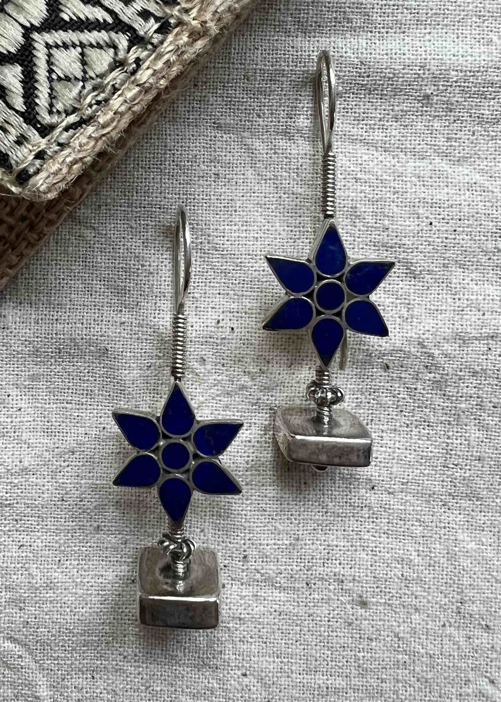 Turqoise Flower With Square Shape Earrings