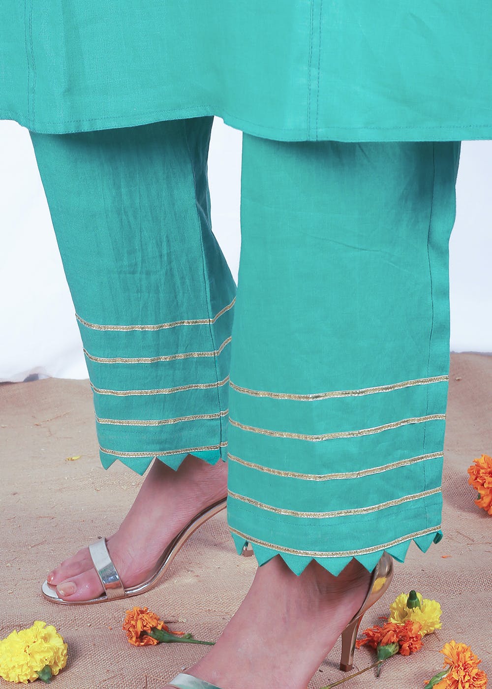 Gota Patti Detail Solid Monotone Kurta 