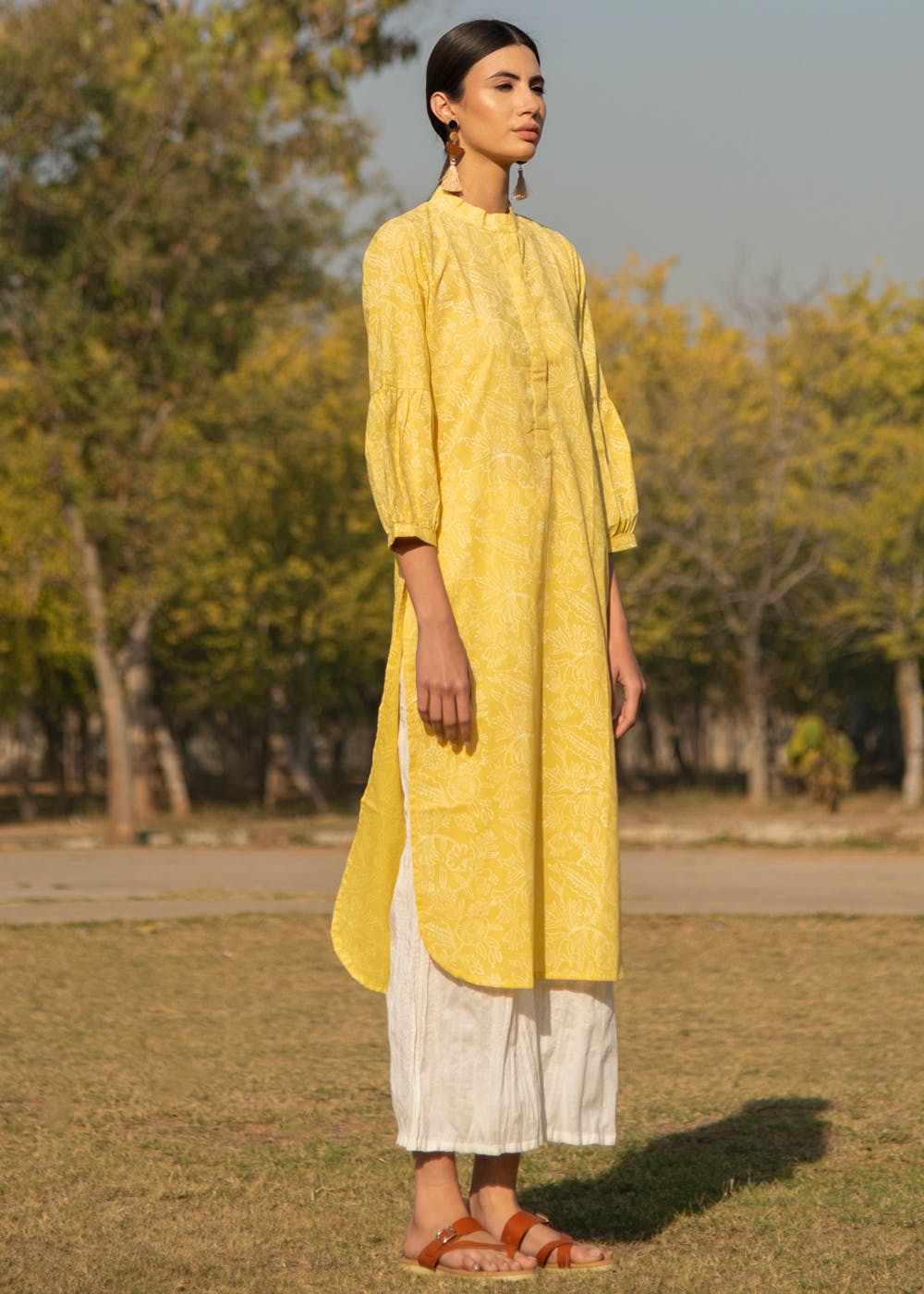 sleeves designs for dresses indian Kurti Sleeves Churidar Designs Dress  Neck Designs Blouse … | Sleeves designs for dresses, Designs for dresses,  Fancy dress design