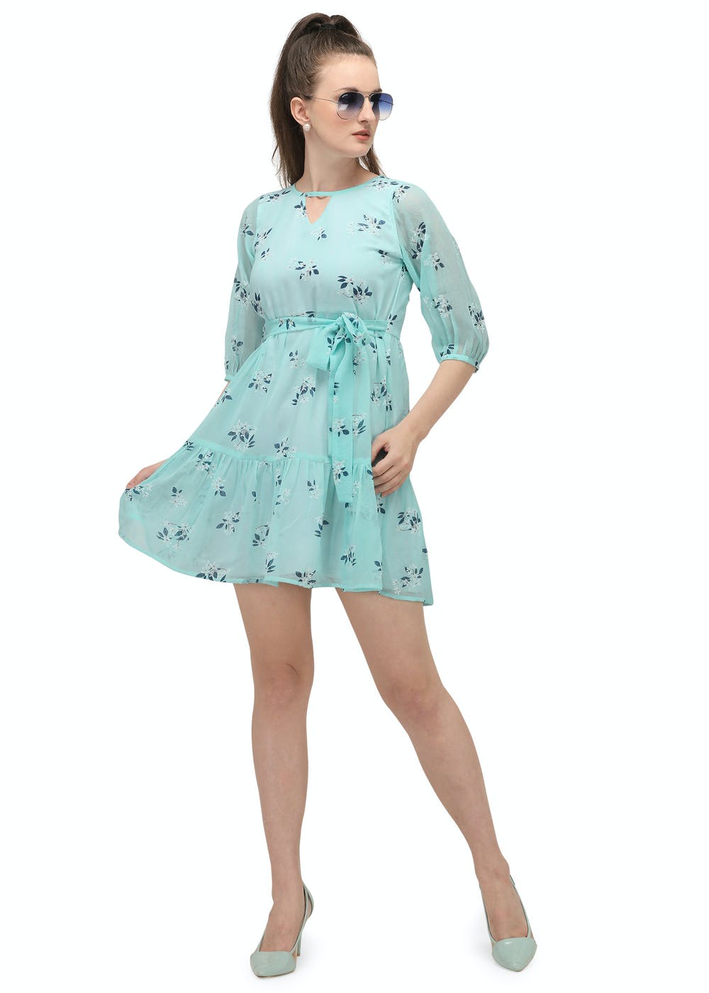 Get Keyhole Neck Detail Floral Printed Blue Dress at ₹ 1519 | LBB Shop