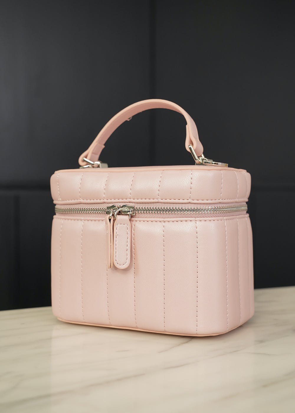 Buy Mai Soli Green Solid Medium Sling Handbag Online At Best Price @ Tata  CLiQ