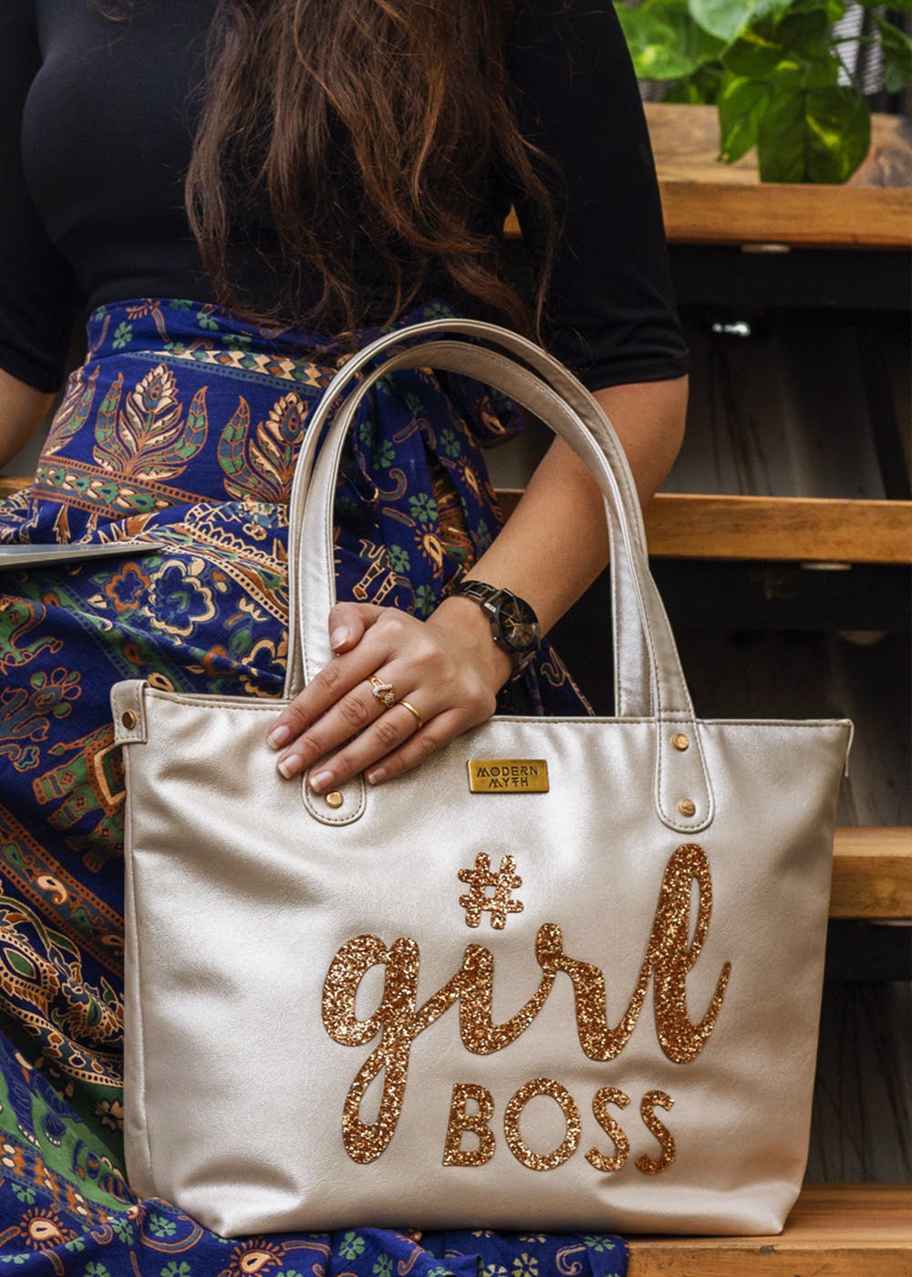 Girl boss bag top