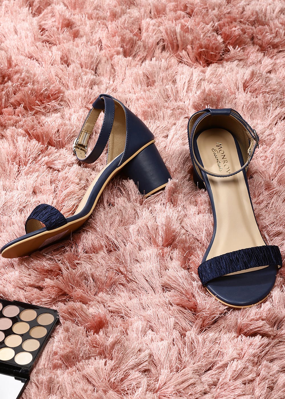 tie around ankle heels