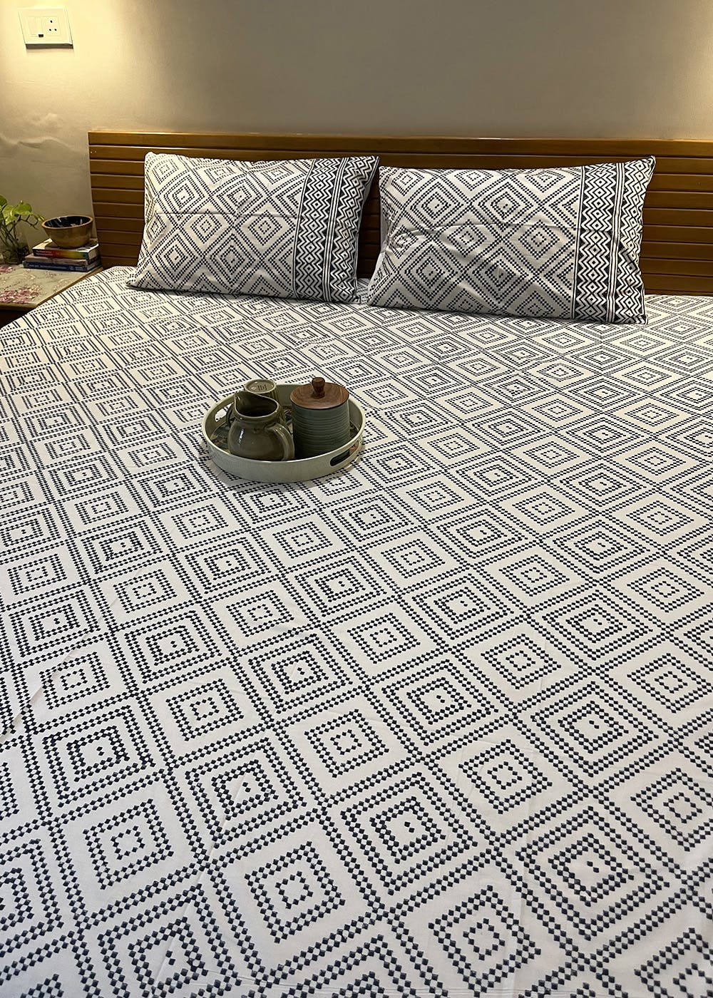 Get Navy Diamond Pattern Bedsheet at ₹ 2990 LBB Shop