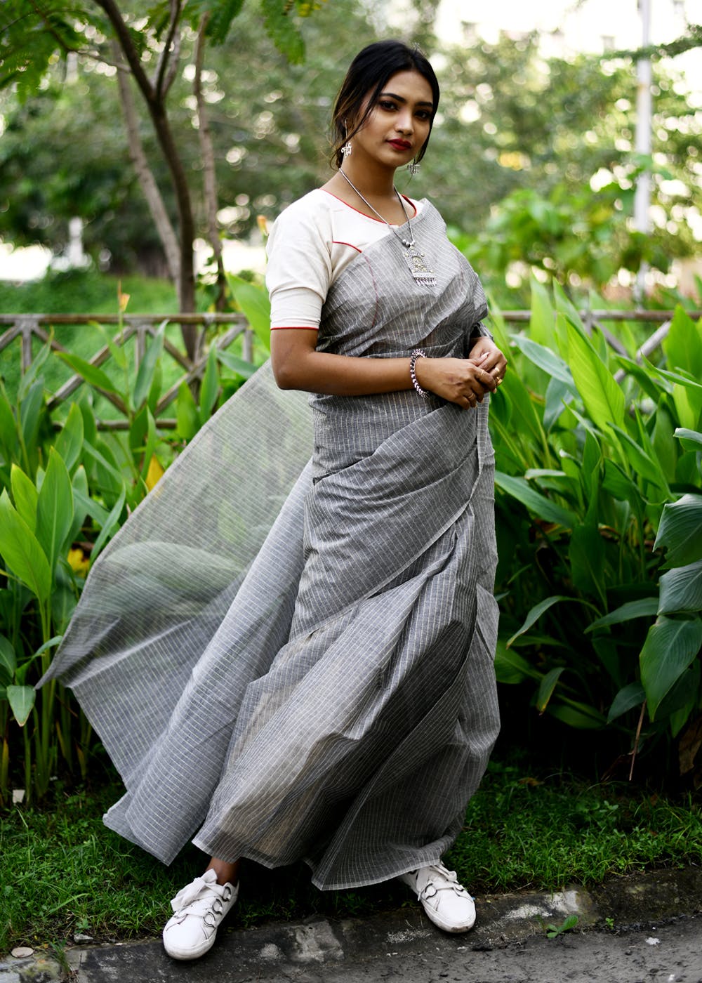 Black and Grey - Handloom - Sarees: Shop online Sarees