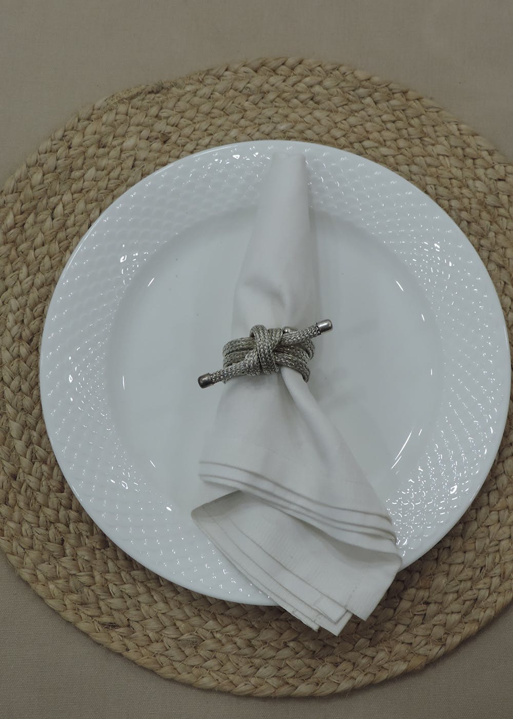 Get Silver Metal Napkin Rings - Set Of 4 at ₹ 549 | LBB Shop