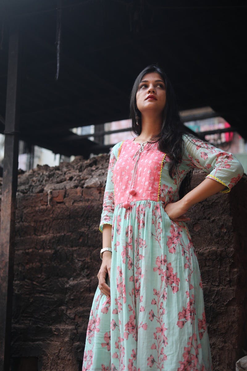 Get Floral Print Contrast Yoke Midi Dress at ₹ 3400 | LBB Shop
