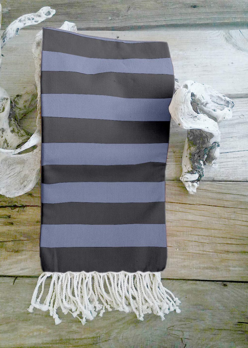 Get Hammam Navy Blue Beach Fouta Towel With Fringes at ₹ 639 LBB Shop