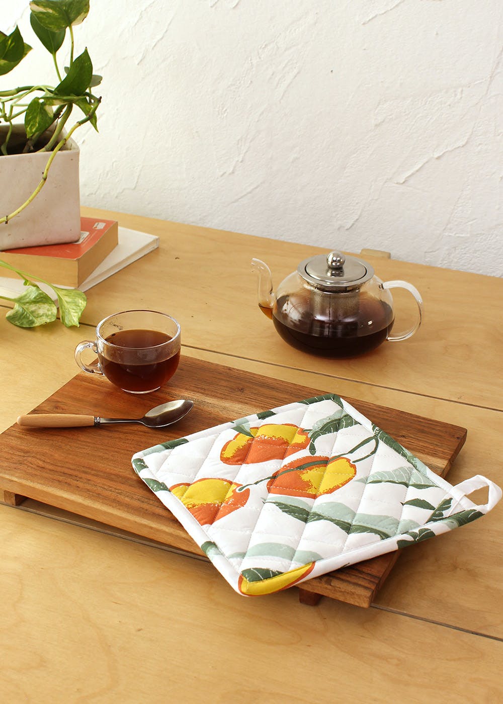 Get Mango Printed Pot Holder at ₹ 249 LBB Shop
