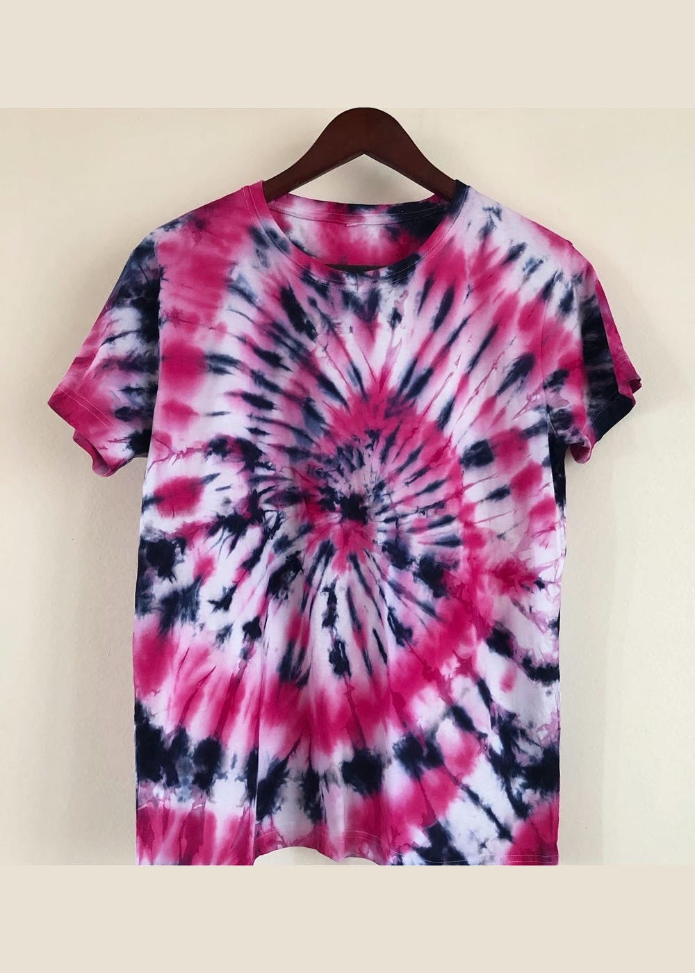 Pink \u0026 Dark Blue Swirl Tie-Dye T-Shirt