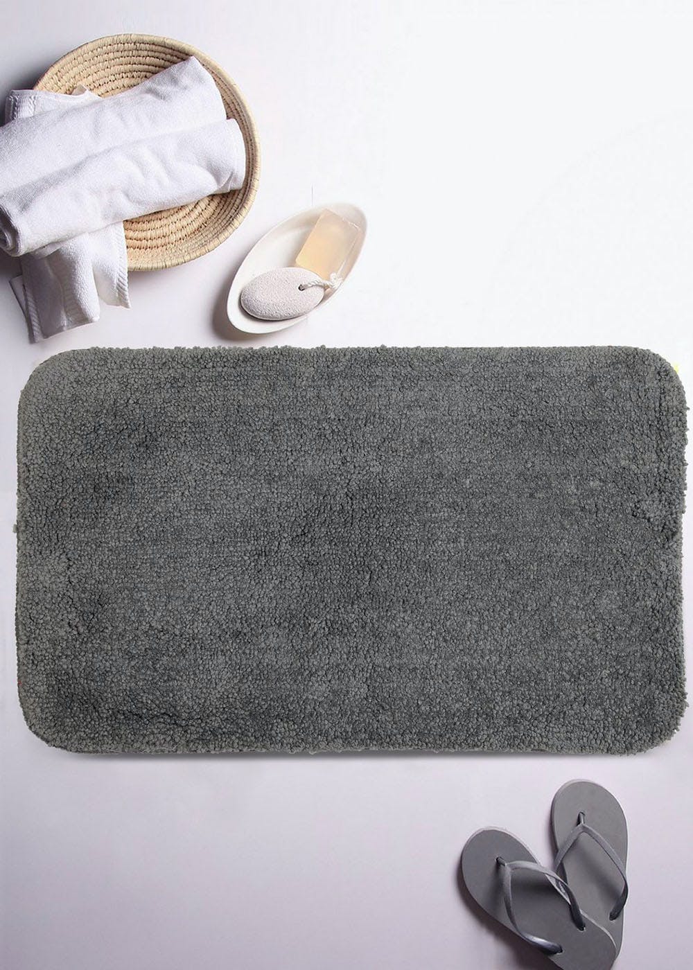 Get Thick And Fluffy 1800 Gsm Grey Bathmat With High Pile Microfiber at ...