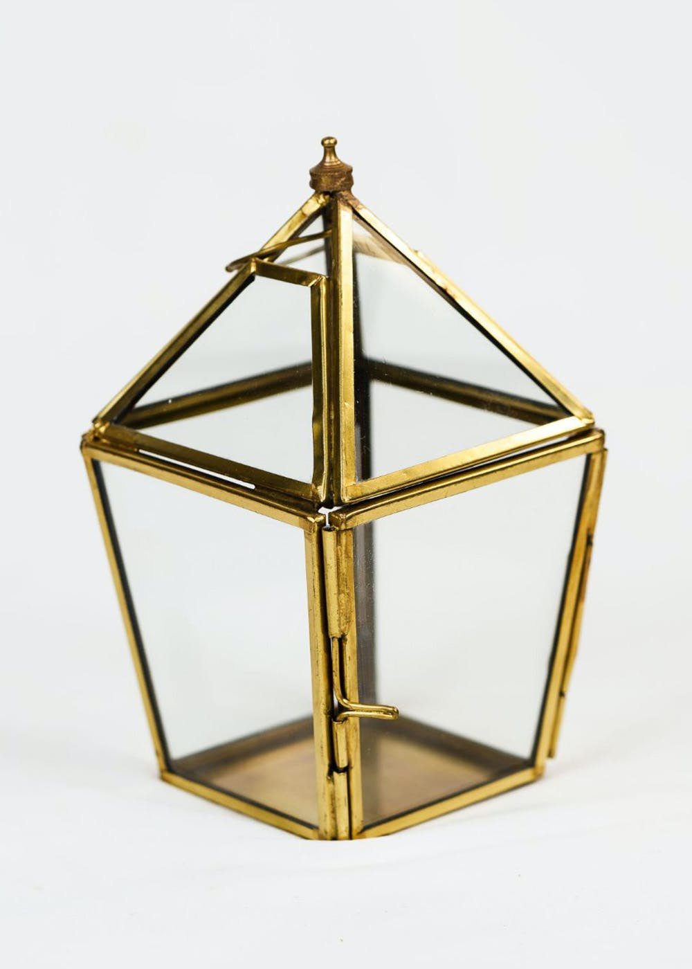 Get Prism Lantern Hexagon at ₹ 700 LBB Shop