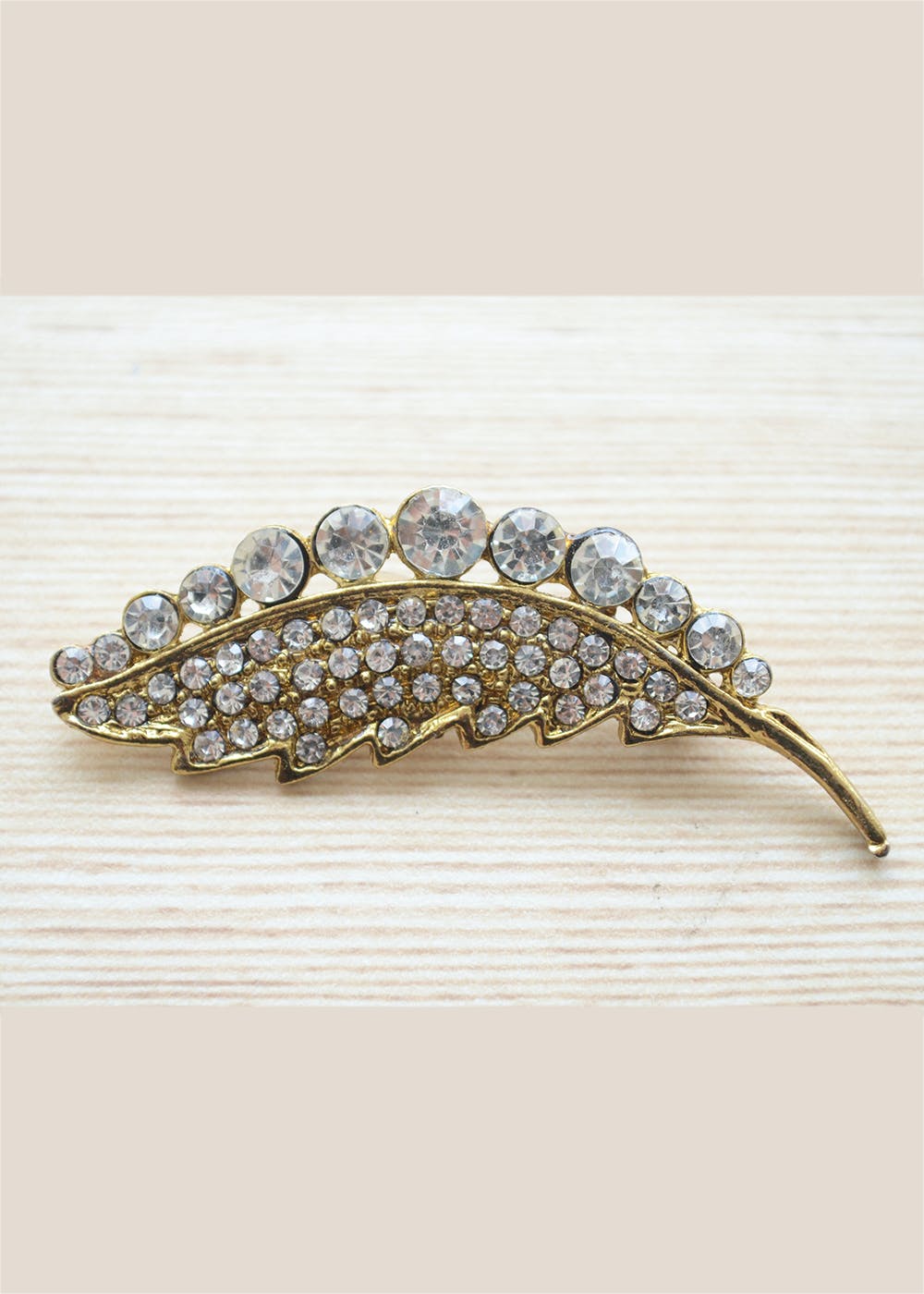 Get Clear Stone Studded Gold Feather Brooch at ₹ 899 | LBB Shop