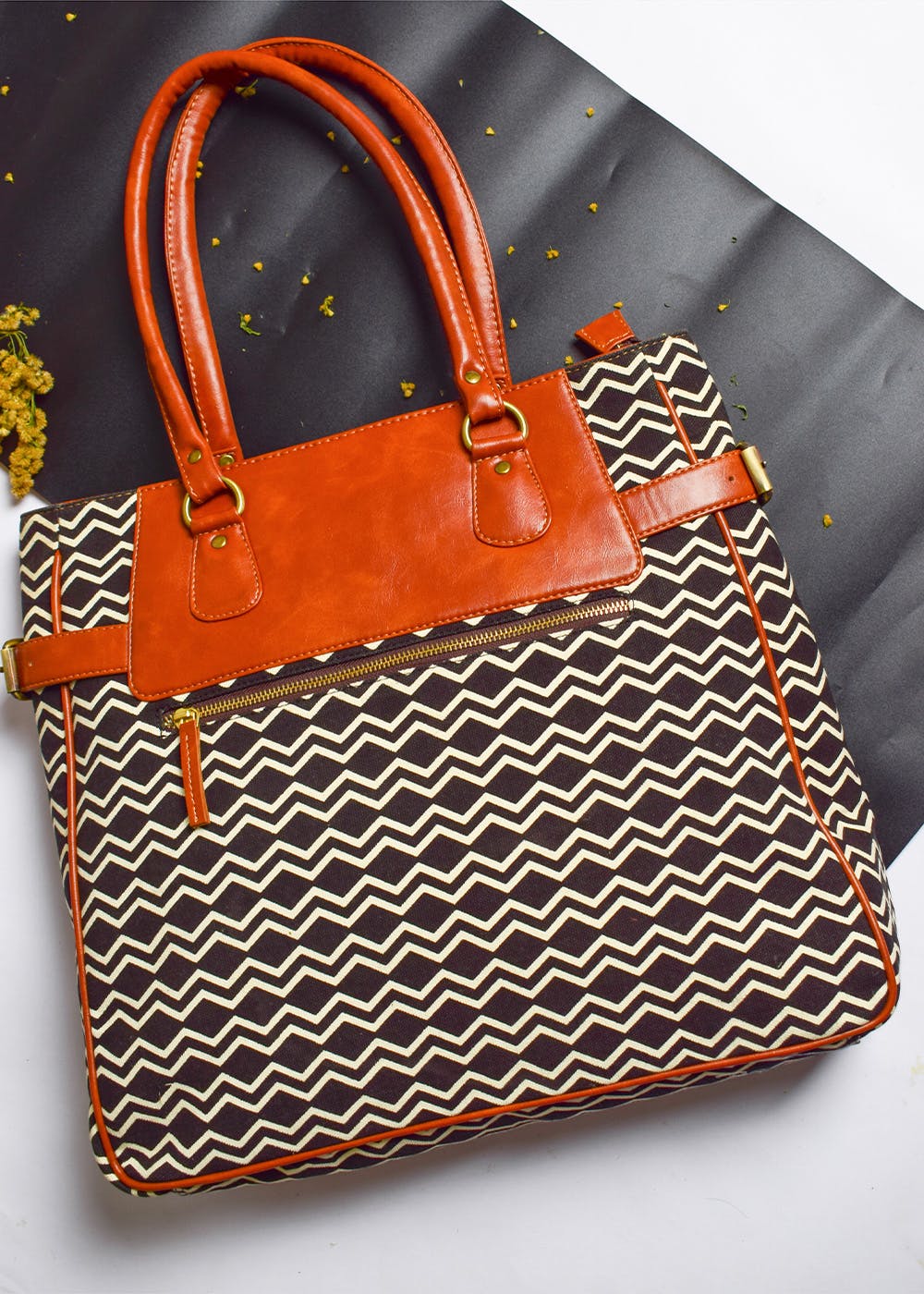 Orange Shoulder Bags