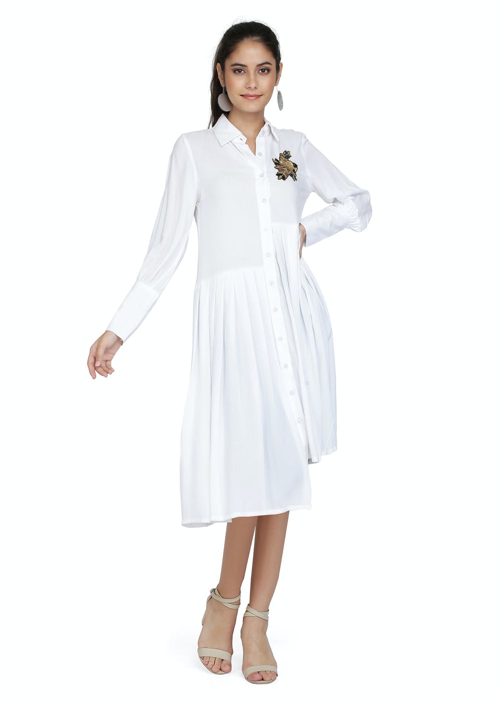 Embroidery Patch Detail White Pleated Shirt Dress