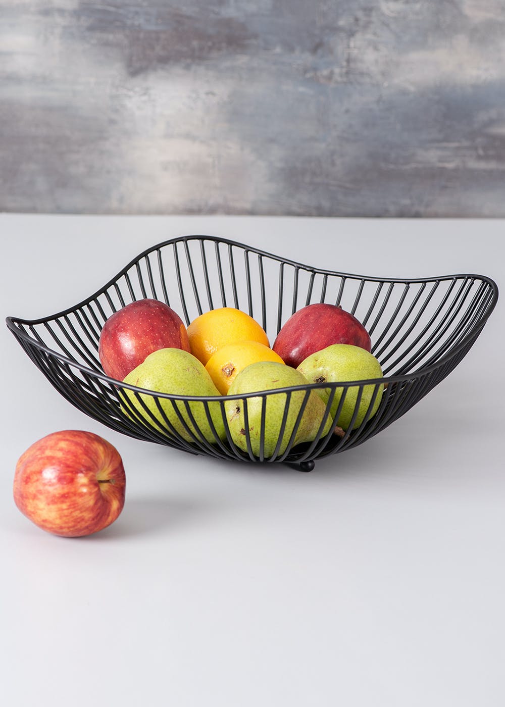 Get Classic Black Fruit Basket For Kitchen at ₹ 1695 | LBB Shop