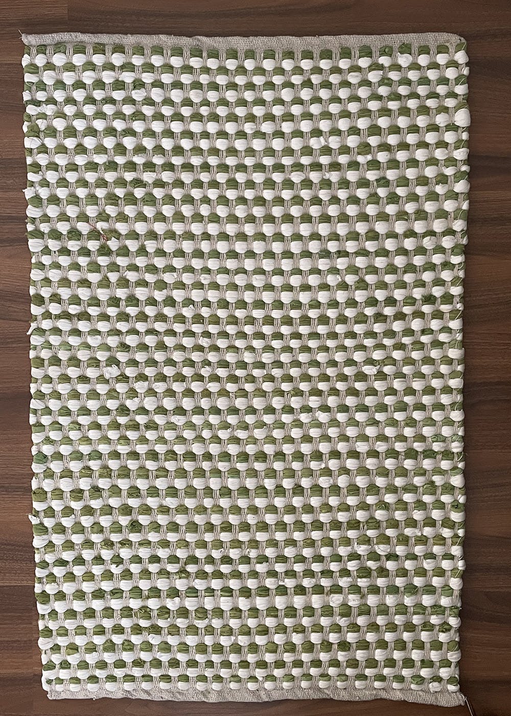 Get Light Green And White Recyclable Chindi Rag Rug at ₹ 1360 LBB Shop