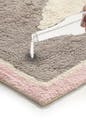 Textile,Sleeve,Wood,Rectangle,Tablecloth,Linens,Flooring,Magenta,Pattern,Fashion accessory