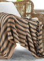 Comfort,Sleeve,Wood,Street fashion,Tartan,Bag,Tints and shades,Pattern,Flooring,Font