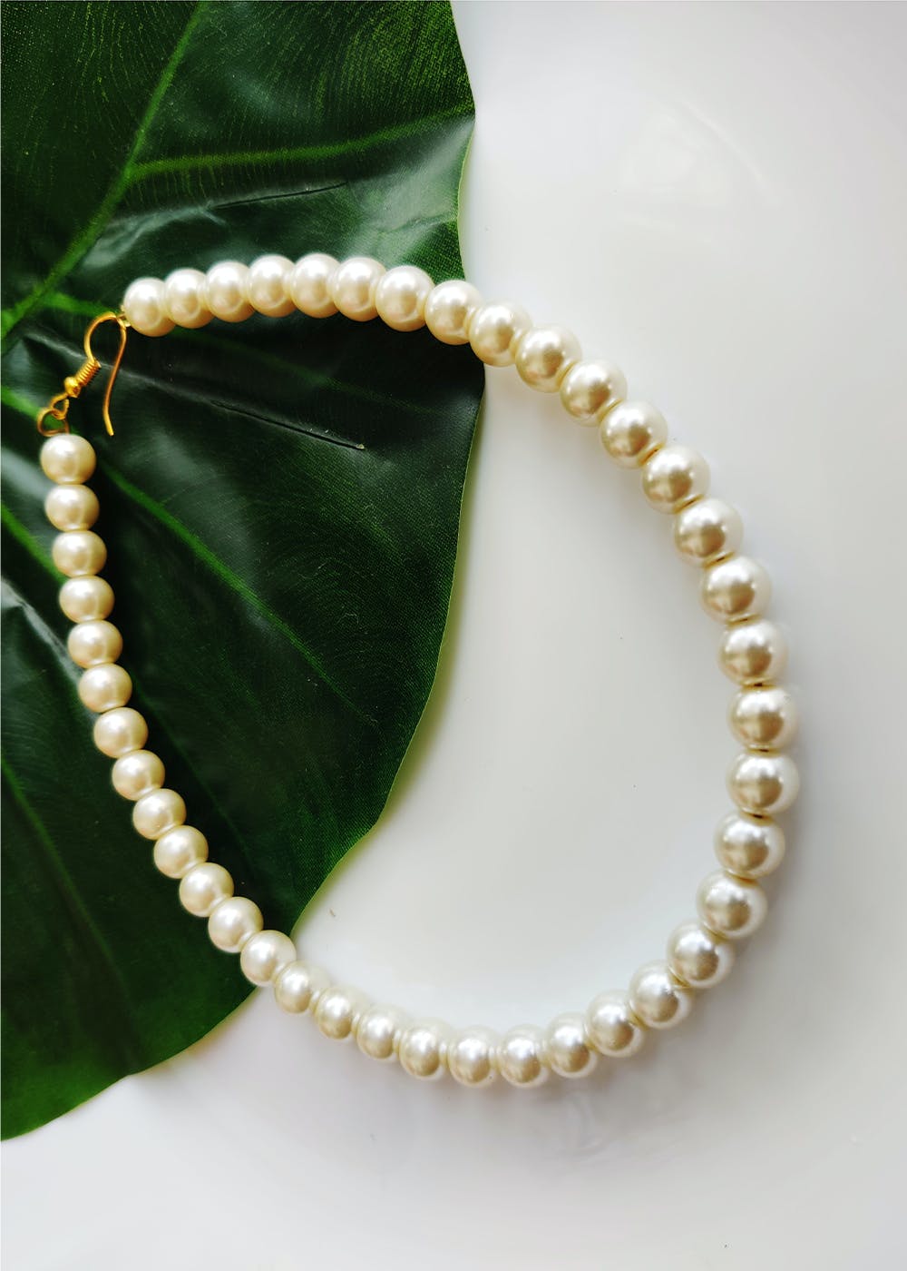 Get Luxury Pearl Necklace at ₹ 400 
