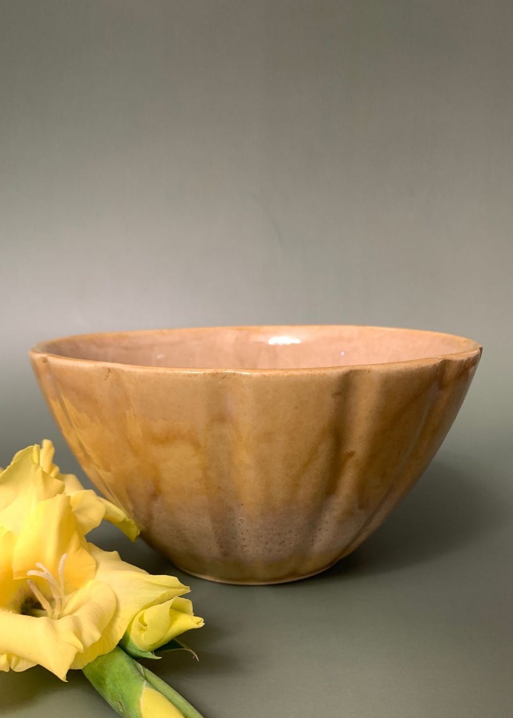 Get Brown Serving Bowl at ₹ 699 LBB Shop