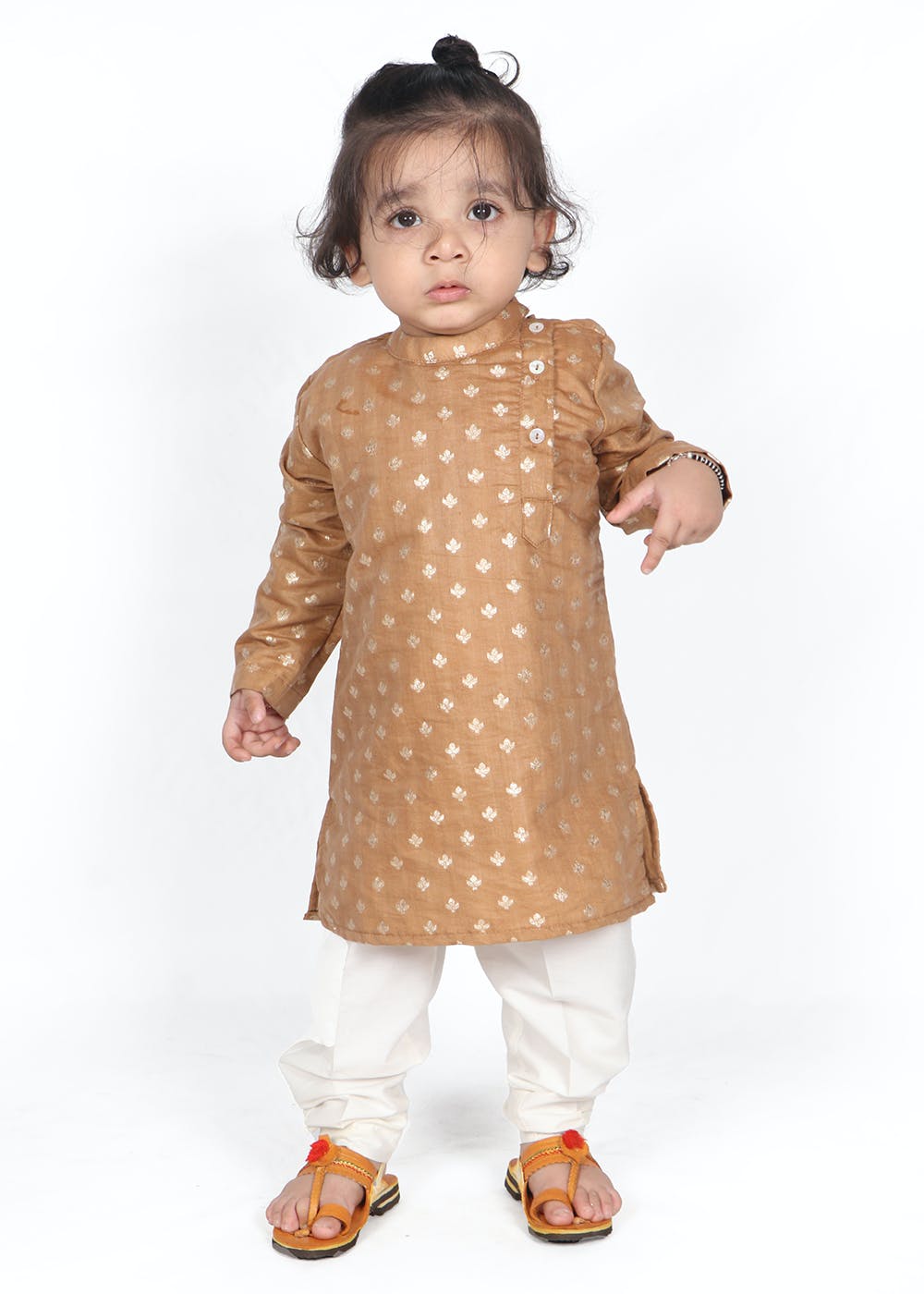 Babyhug 100% Cotton Woven Full Sleeves Kurta & Pyjama Set Ikat Print - Brown & White main image 1