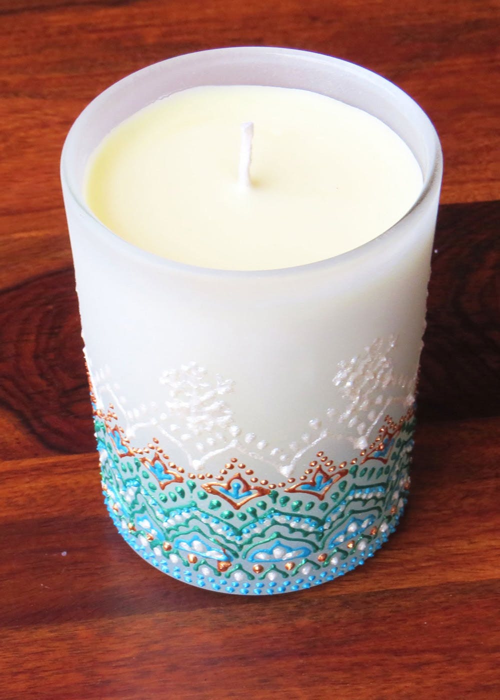 Snow Love Soy Candle- Vanilla- Burn Time- 60 Hours