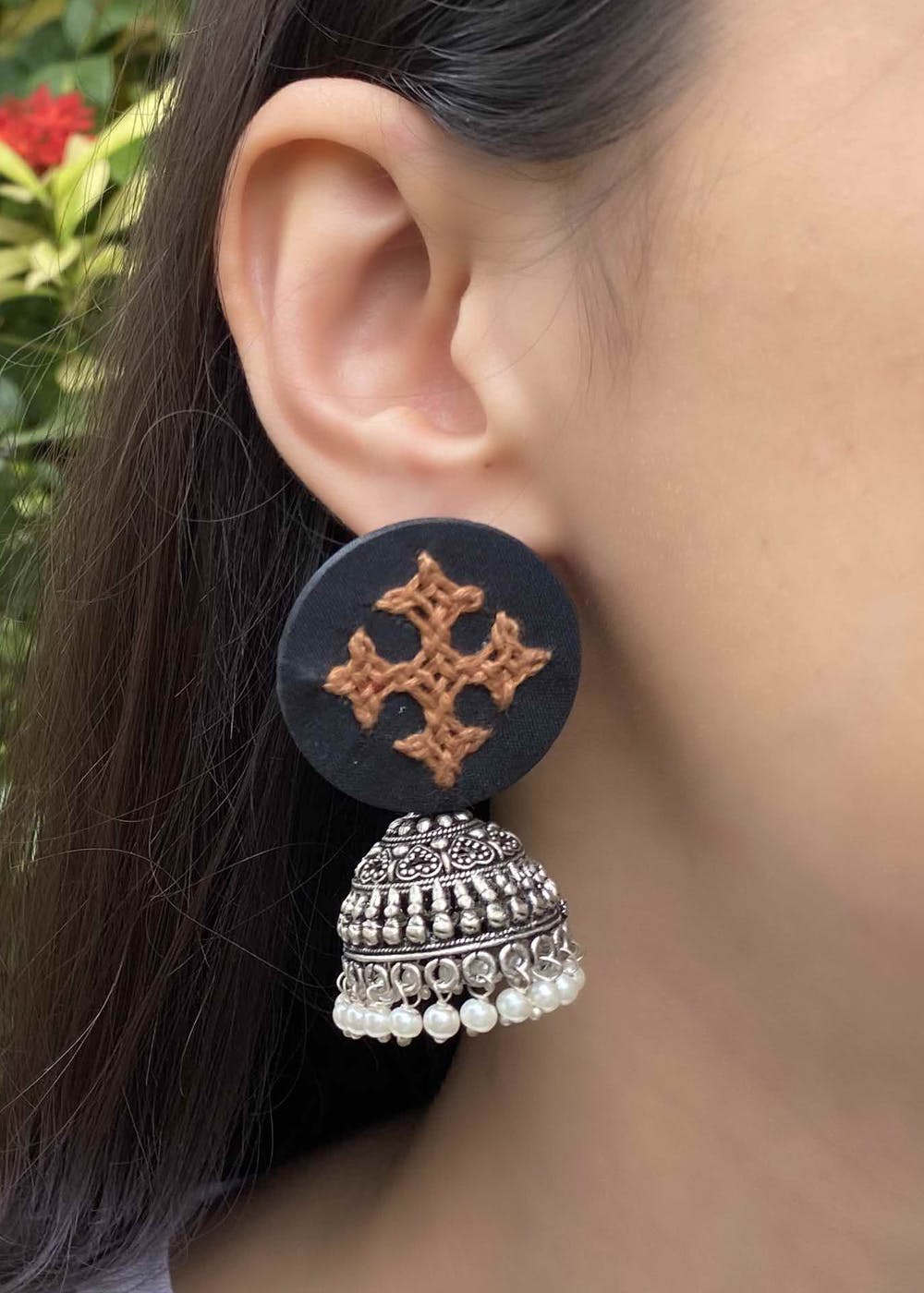 Contrast Threadwork Motif Detail Black Jhumkas - Brown