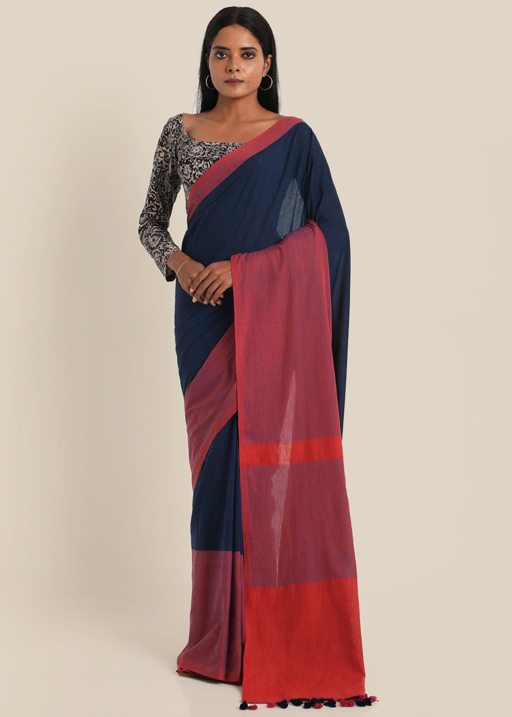 Get Navy Blue Pure Cotton Saree at ₹ 2550 | LBB Shop