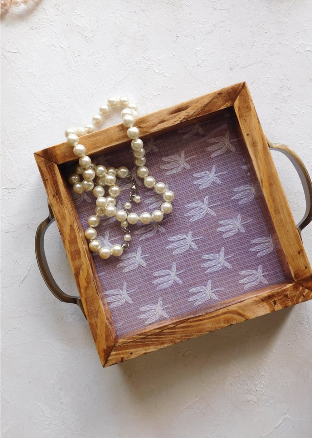 Handcrafted Chikankari Tray with Two Coasters – Wooden Frame - HONC0313531
