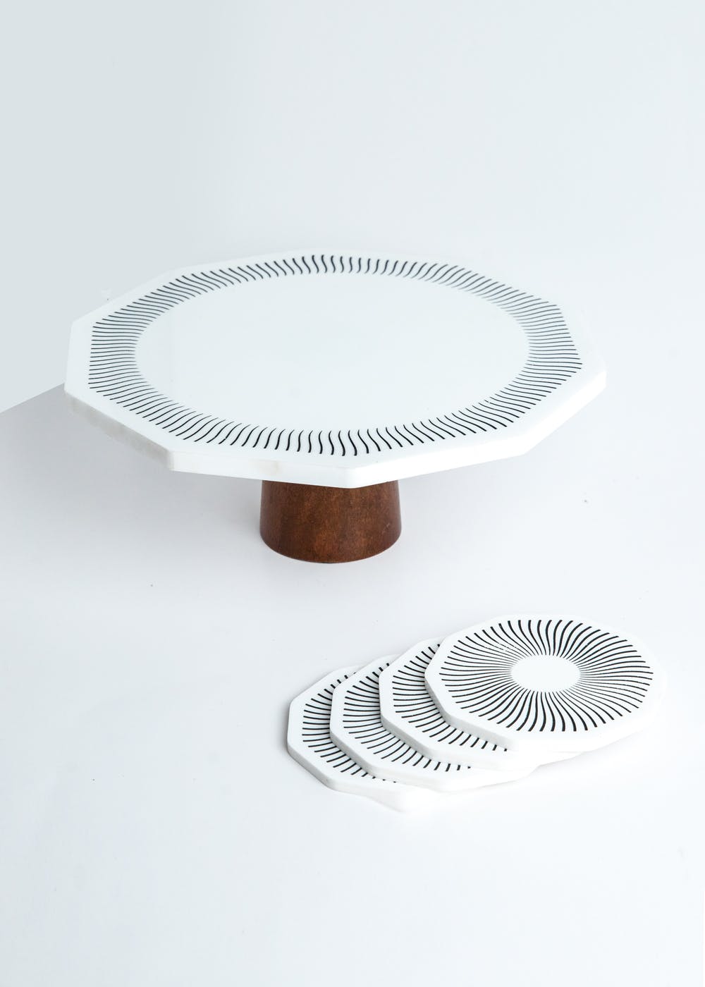 Get White Marble Top Cake Stand With Coasters at ₹ 3200 LBB Shop